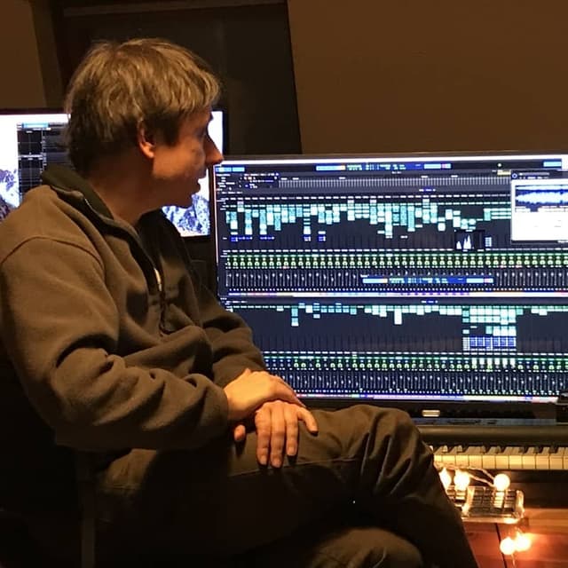 Free Hit Songwriting Tips From A No.1 Hit Selling Songwriter