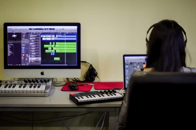 Audio Mixing Course | Music Mixing Courses | GARNISH