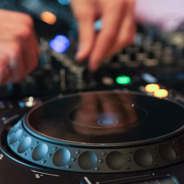 Ableton Live 8 music production and DJ courses coming soon!